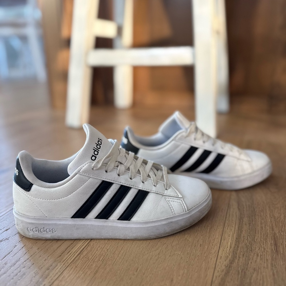 Adidas Grand Court